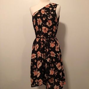 DR2 one shoulder dress medium
